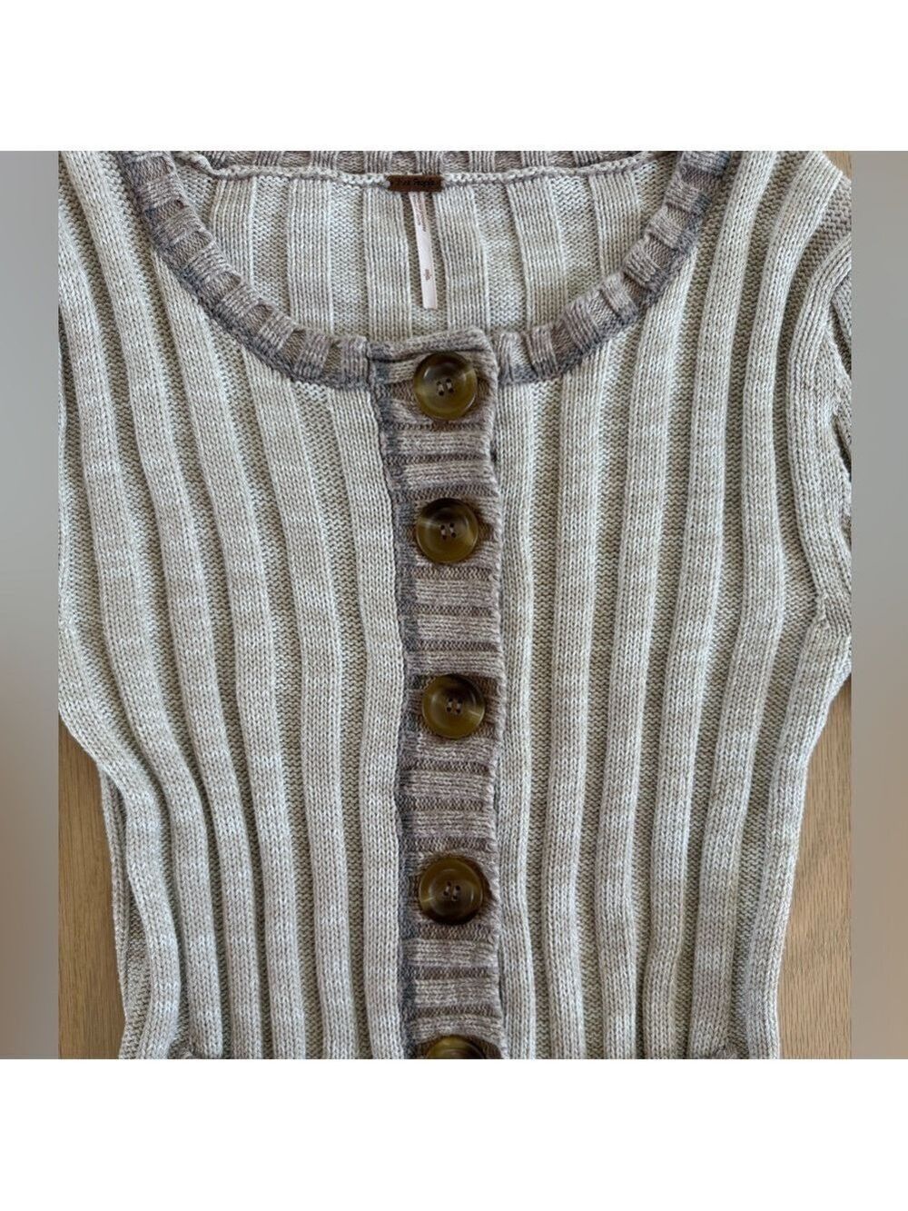Free People Oatmeal Angora Ribbed Button Cardigan Sweater Size Small - Picture 3 of 4